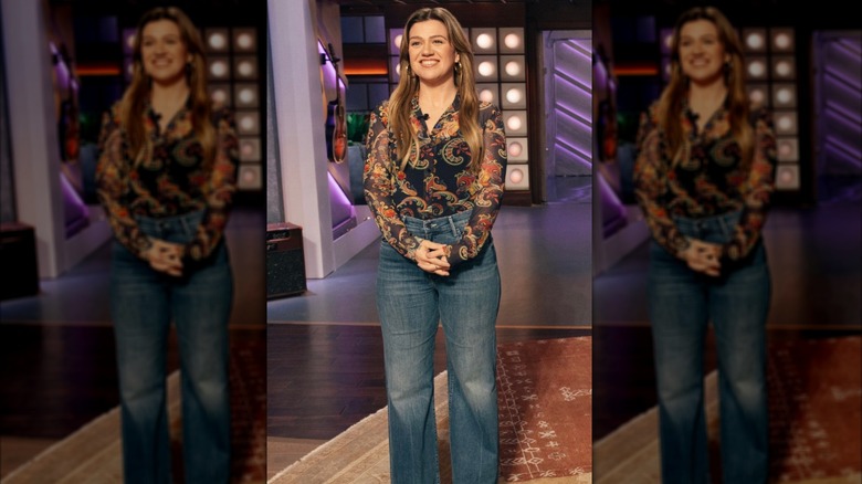 Kelly Clarkson on the Kelly Clarkson show
