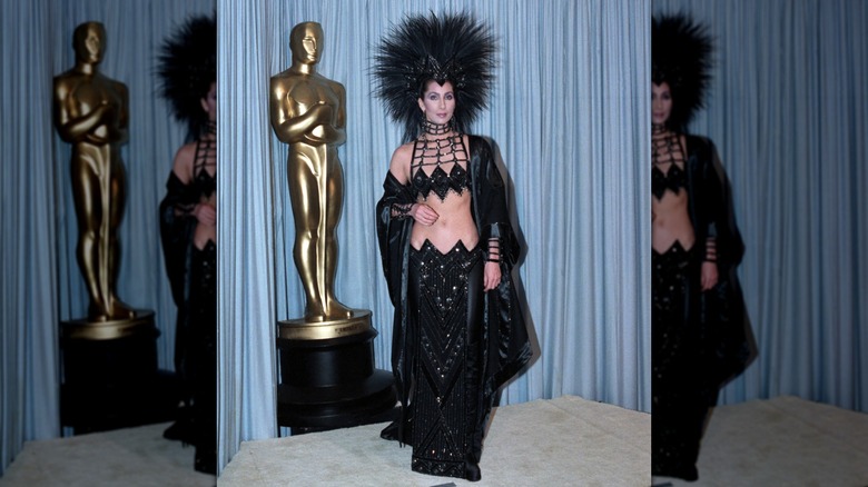 Cher backstage at the 1986 Oscars