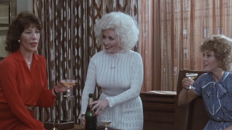 Lily Tomlin, Dolly Parton, and Jane Fonda on the set of "9 to 5"