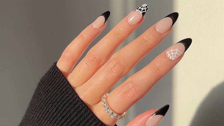 Cobweb nails