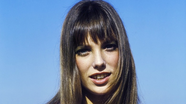 Jane Birkin during a 1970 Vogue photoshoot with bangs and dramatic lower lashes