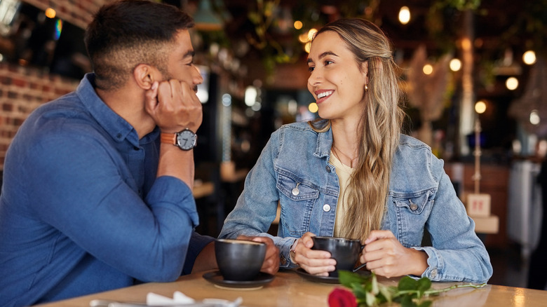 people on first date