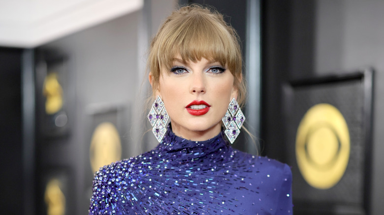 Taylor Swift red carpet