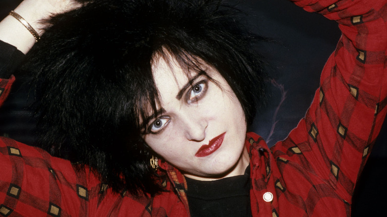Siouxsie Sioux with heavy eyeliner in the 1970s