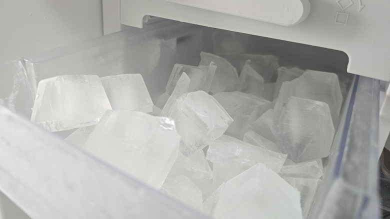A full ice cube drawer