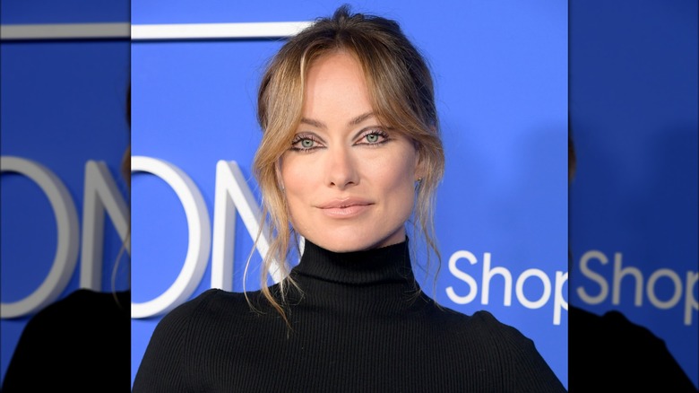 Olivia Wilde posing