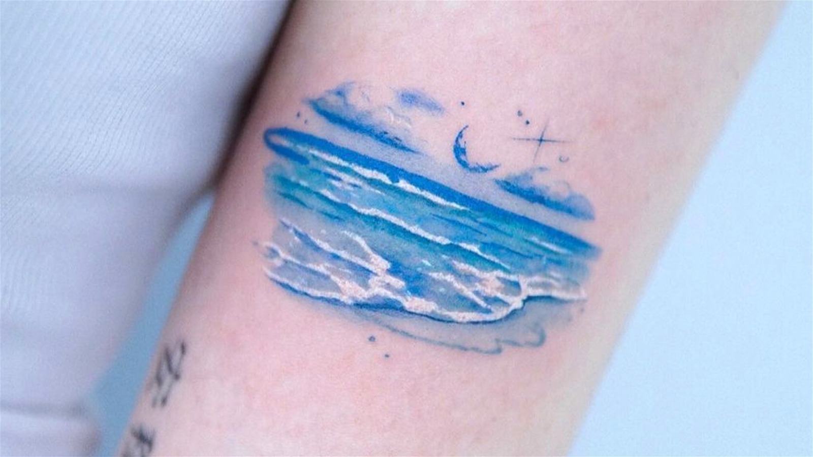 New Waterproof Temporary Luminous Tattoo Sticker Flowers Moon Star Sky  Element Tattoos Flash Tatoo Fake Tatto For Kids Women Men - Temporary  Tattoos - AliExpress