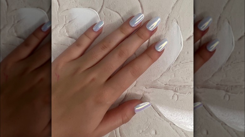 White chrome nails