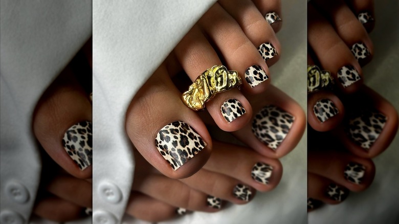 Animal print pedicure