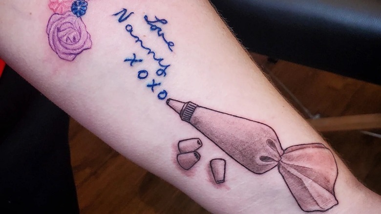memorial tattoo icing bag