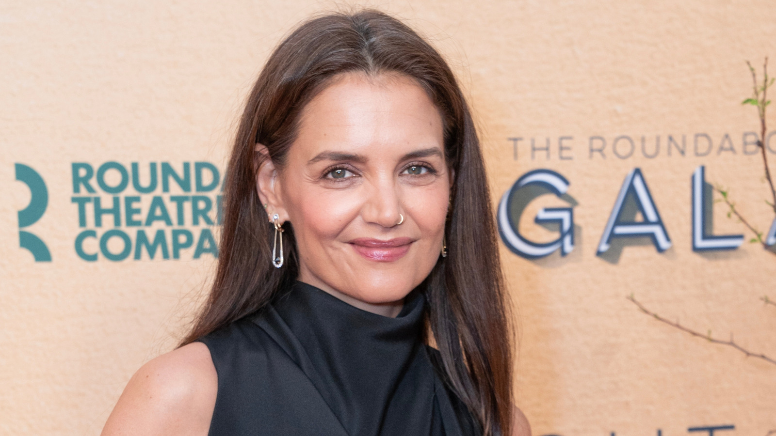 5 Katie Holmes Outfits That Could Have Come Straight From Joey Potter's