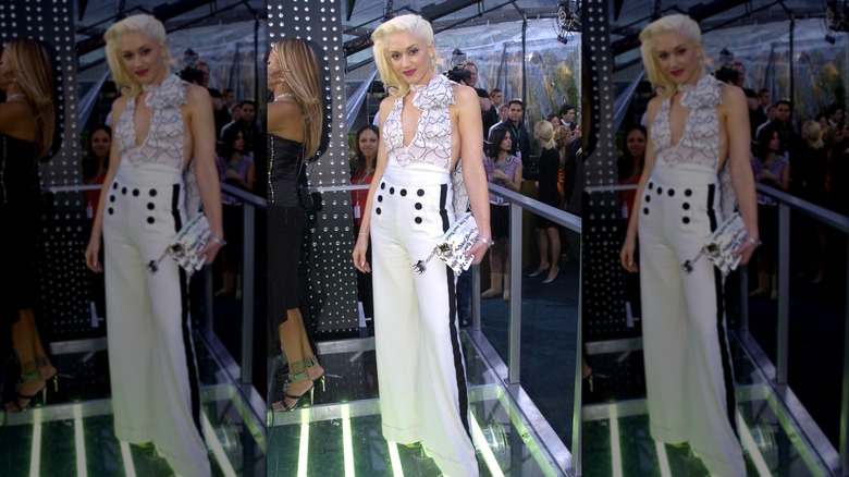 Gwen Stefani in black and white at the 2004 Grammys