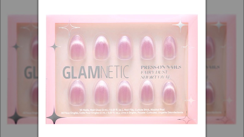 Glamnetic nails 