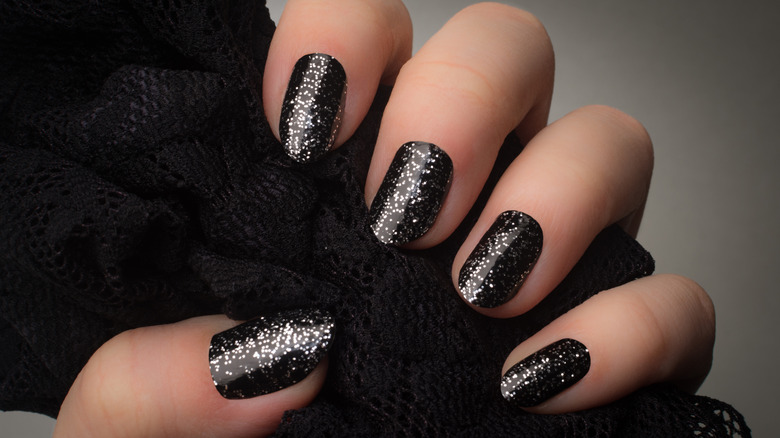 5 Subtle Winter Nail Art Designs To Inspire Your Next Mani