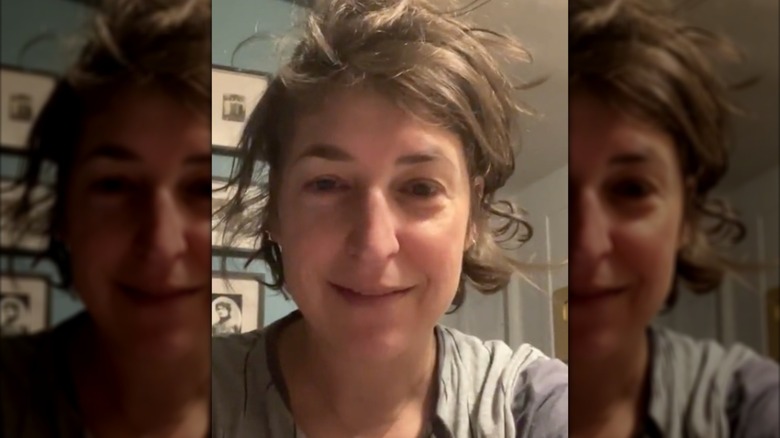 Mayim Bialik with bed head