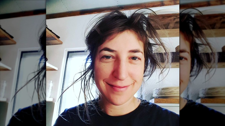 Mayim Bialik with extreme brunette bedhead