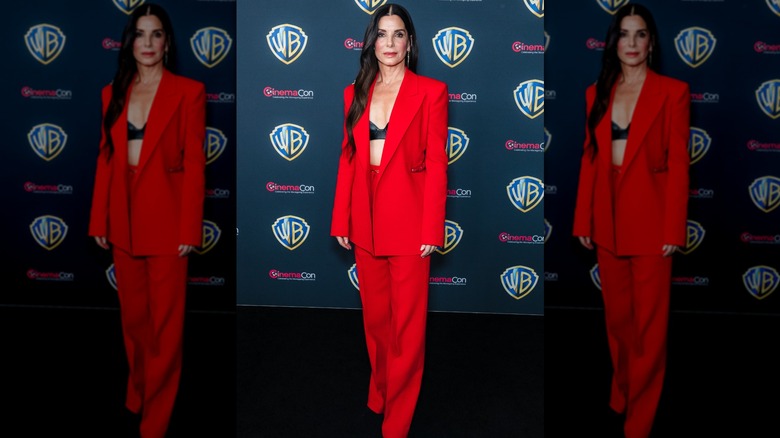 Sandra Bullock posing