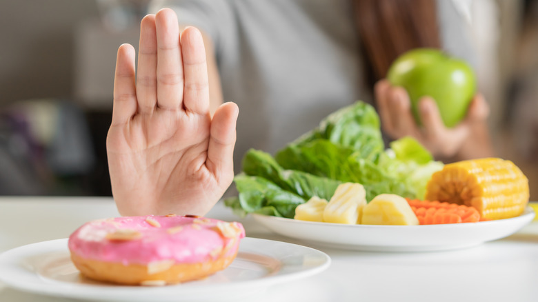Pushing away food
