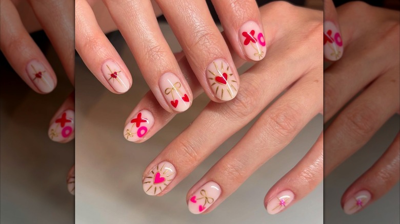 pink and gold manicure