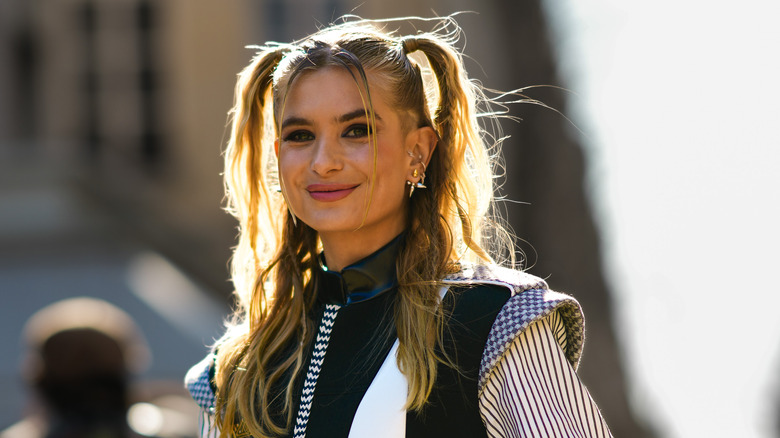 Woman with pigtails 