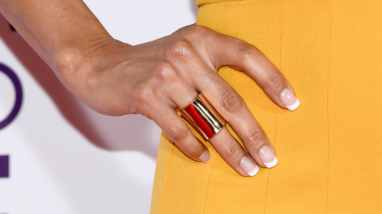 French manicure 