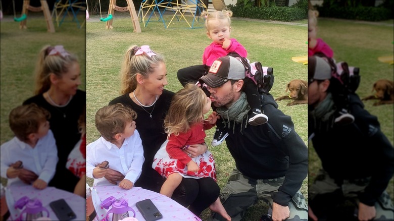 Anna Kournikova with her family