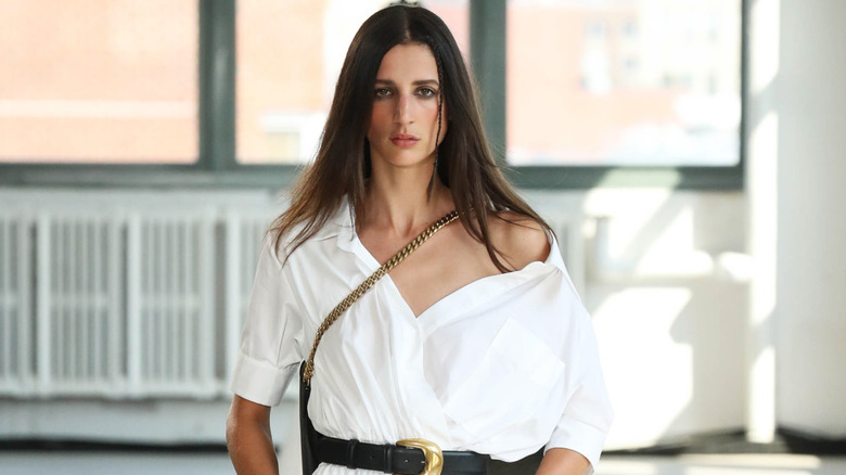 A model walks the 2021 runway for Altuzarra