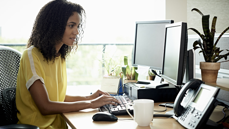 woman researches online