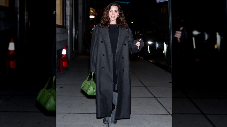 Aubrey Plaza in full black outfit in NYC