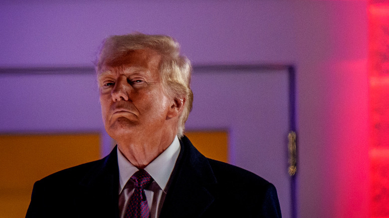 Trump in red light