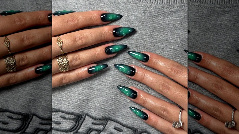 Textured aura nails