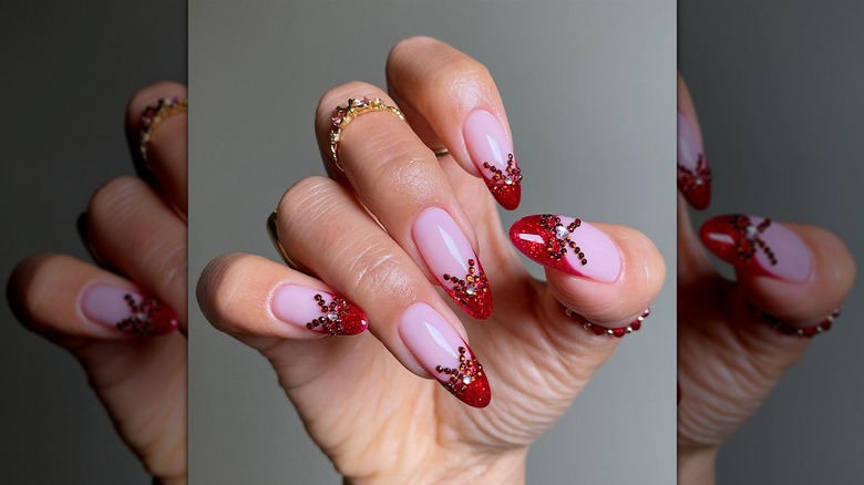 Gem bow nails