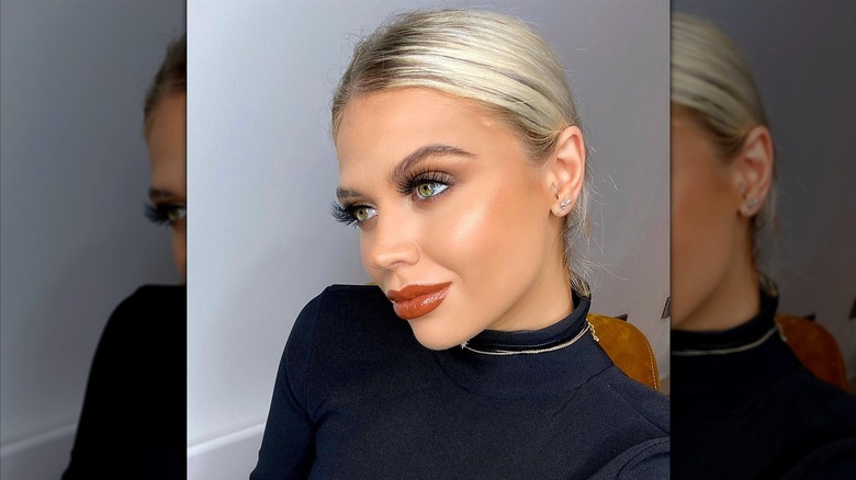 Wearing brown blush
