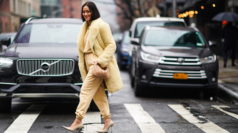 Woman in yellow tones 