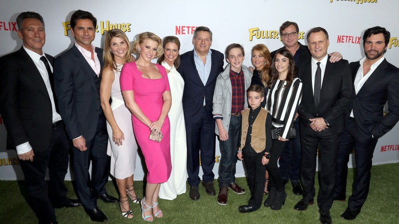 The cast of Fuller House on the red carpet