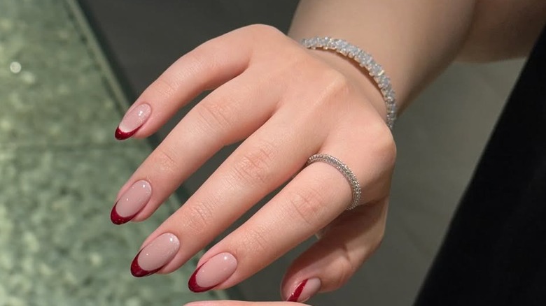 Cat Eye Nail Base with French Tip