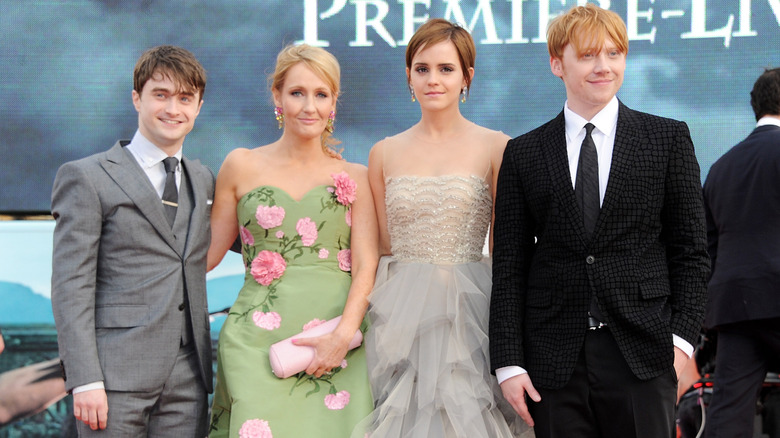 J.K. Rowling with the cast of Harry Potter