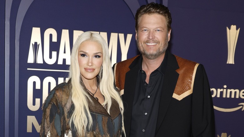 Gwen Stefani and Blake Shelton on the red carpet