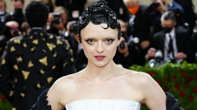 Maisie Williams posing