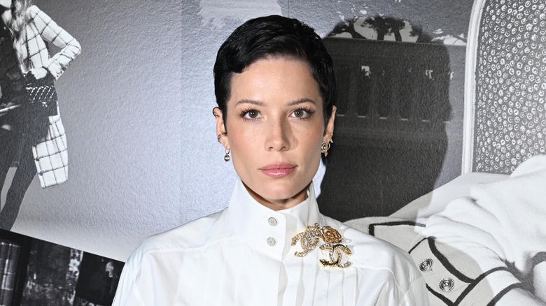 Halsey on the red carpet