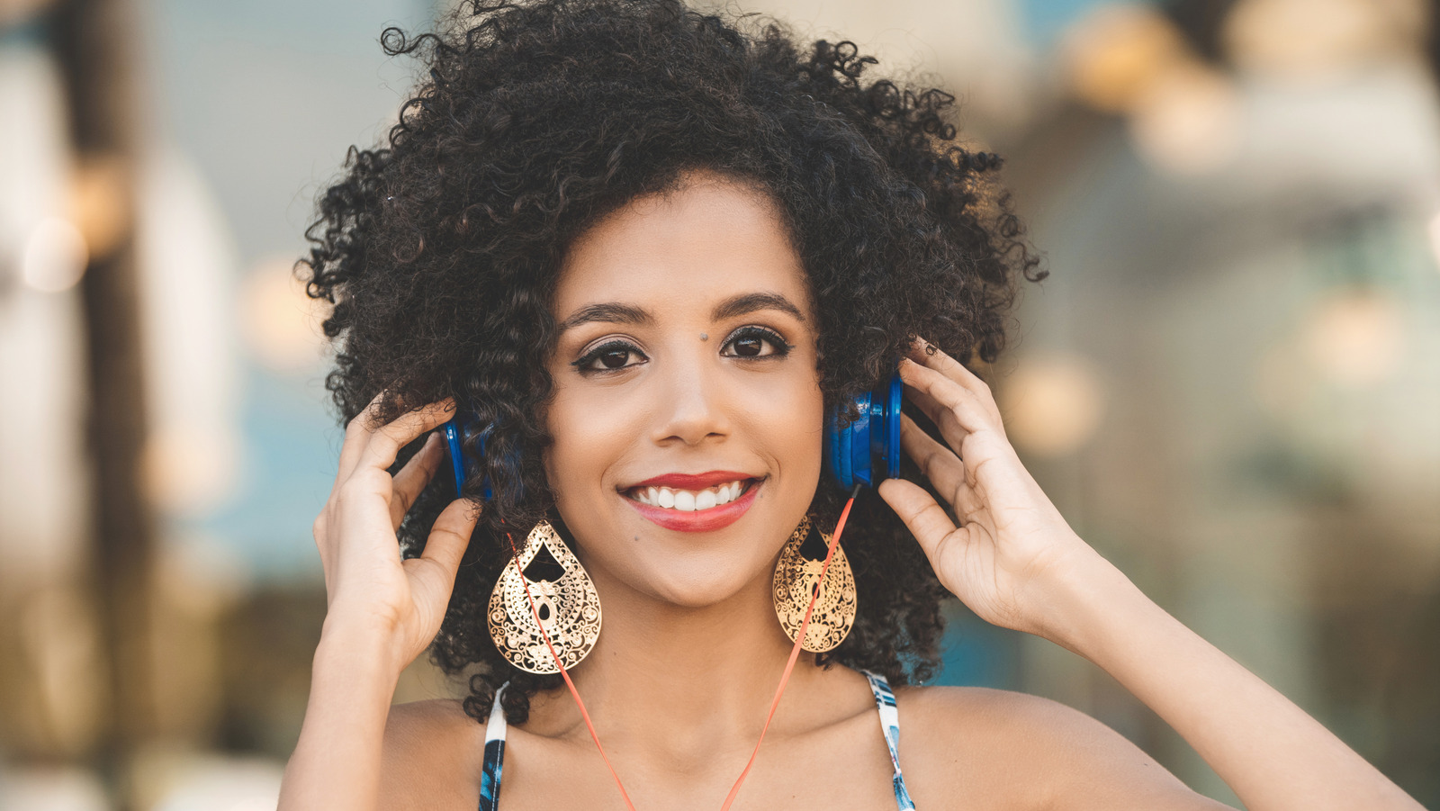 CostEffective Gold Alternatives That Deserve A Space In Your Jewelry Collection