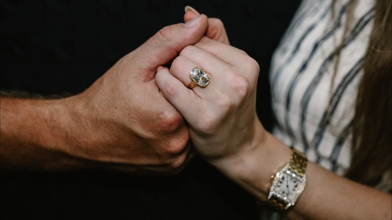 An image of Taylor Swift's engagement ring