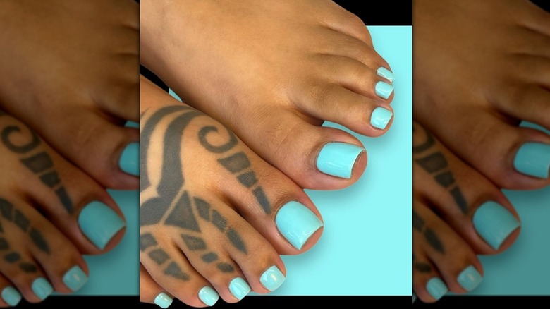 tiffany blue pedicure