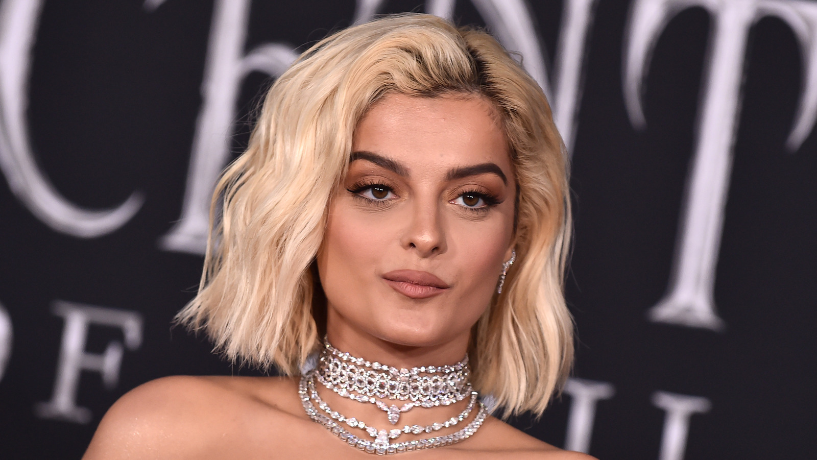 Fan Violence Against Female Pop Stars Has Become More Common And We