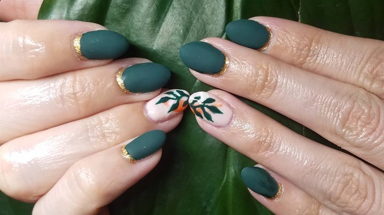 Forest green nails