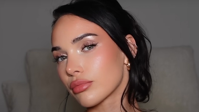 Makeup tutorial on YouTube 