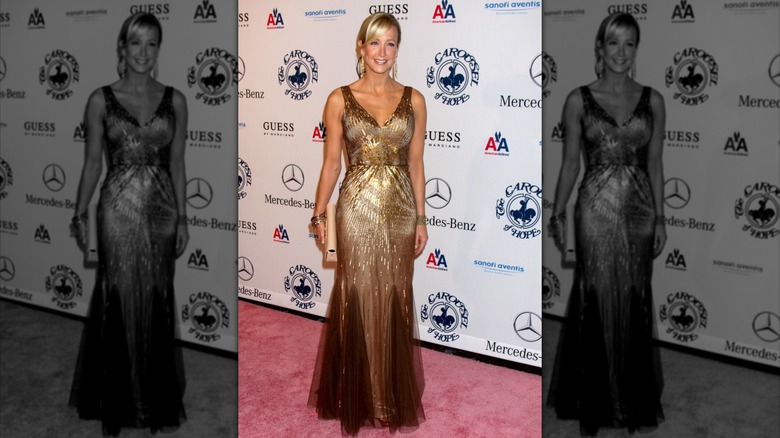 Lara Spencer smiles on the red carpet in 2010