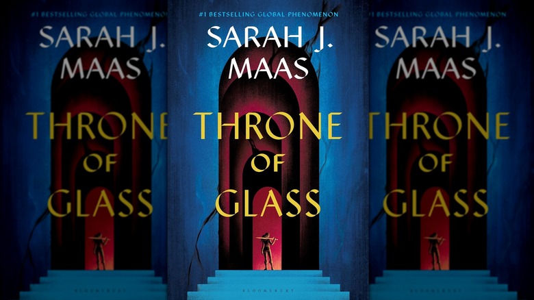 The front cover of Throne of Glass by Sarah J. Maas