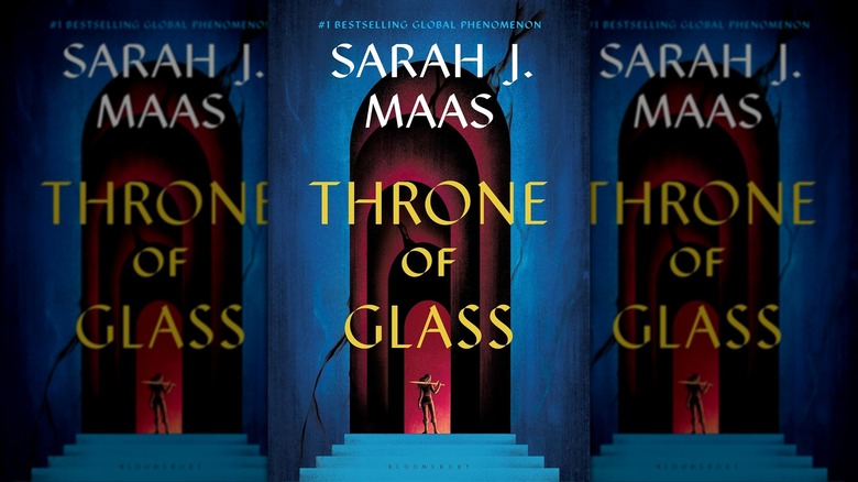 The front cover of Throne of Glass by Sarah J. Maas