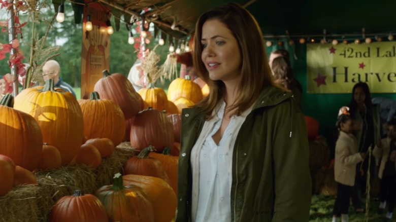 Julie Gonzalo as Casey McArthy in Hallmark's Pumpkin Pie Wars (2016)